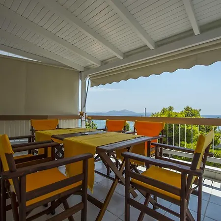 Starapartment Athens-varkiza 1